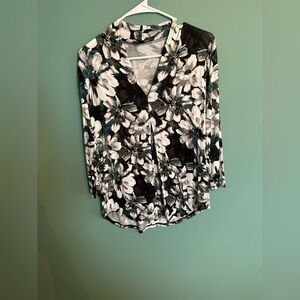 Cable & Gauge 3/4 sleeve shirt size small